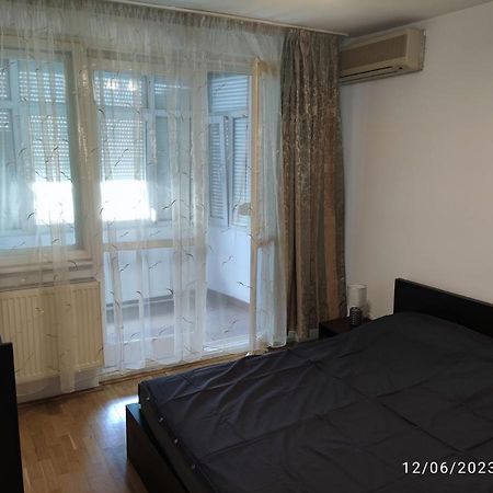 Fabian Central Apartment Bucureşti Exterior foto
