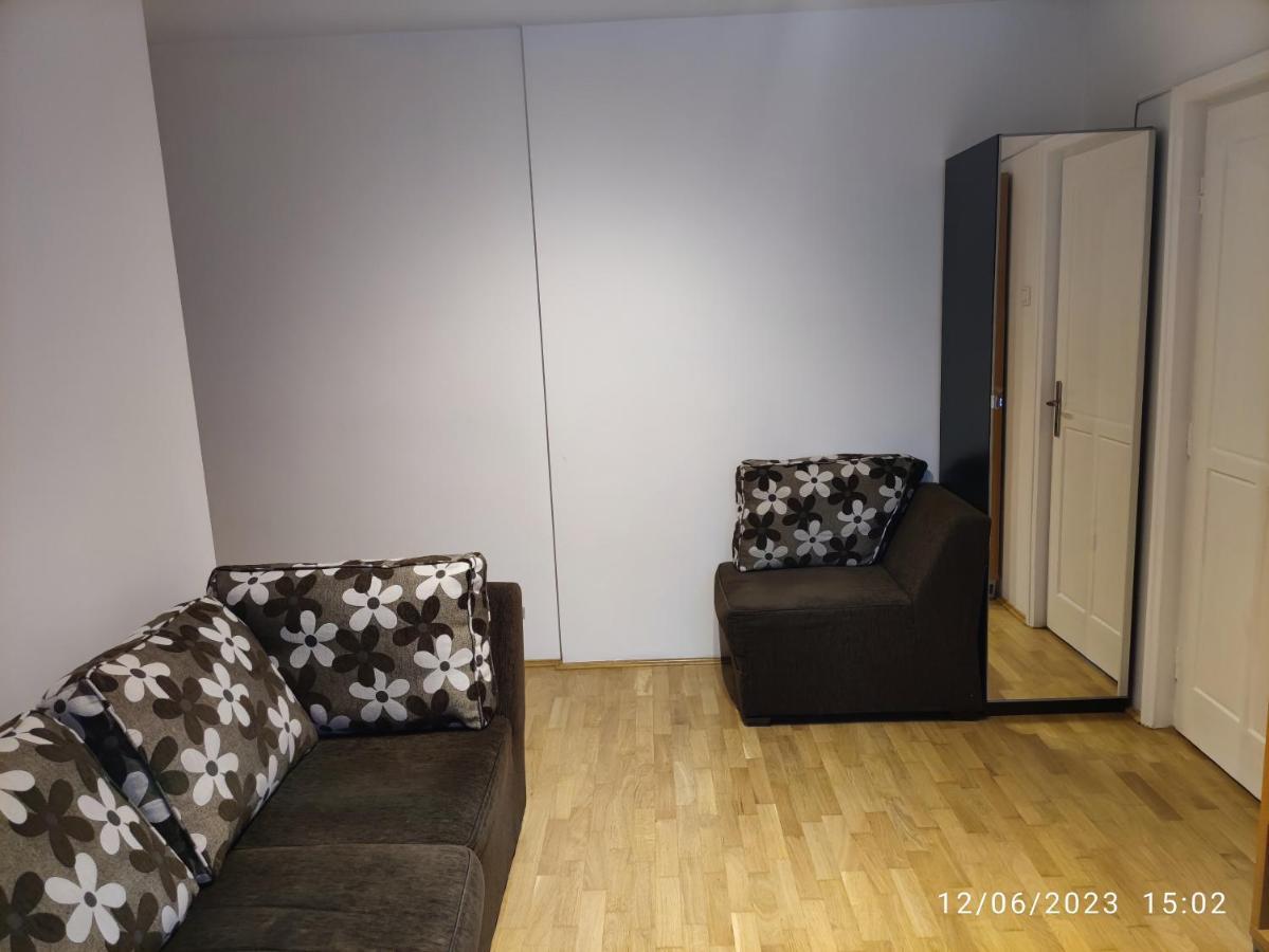 Fabian Central Apartment Bucureşti Exterior foto